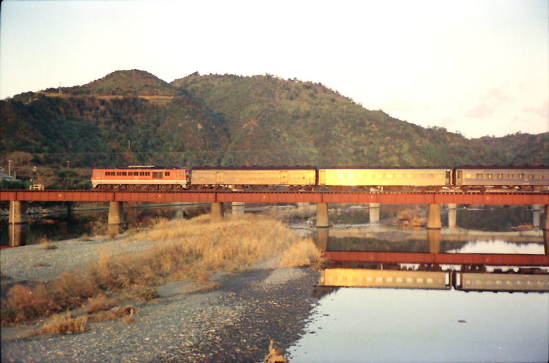 南海サハ４８０１を組み込んだ紀勢本線１２３列車