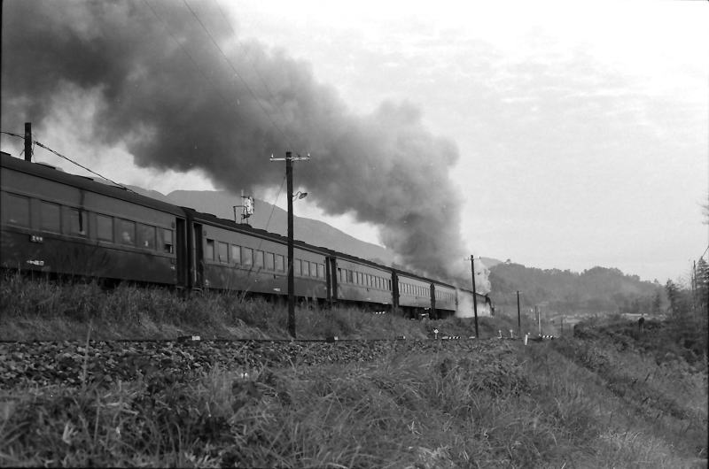 和歌山線北宇智　Ｃ５８-２２２が牽く王寺行き522列車（２）