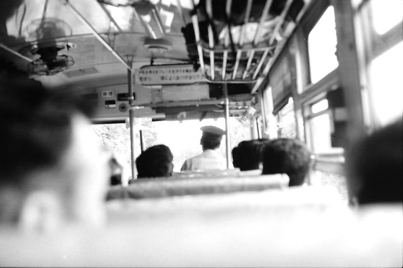 国鉄バスの車内　冷房は無い