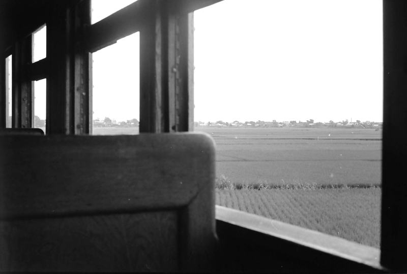 オハ31の車内から