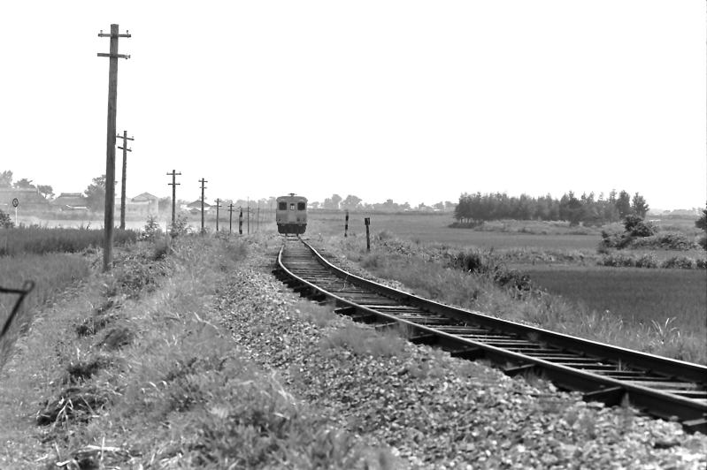 津軽鉄道　毘沙門　キハ2400の単行列車