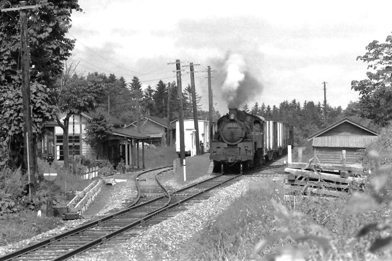 標津線奥行臼駅