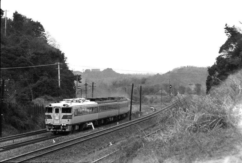 佐世保発、筑豊本線経由京都行きの特急かもめ