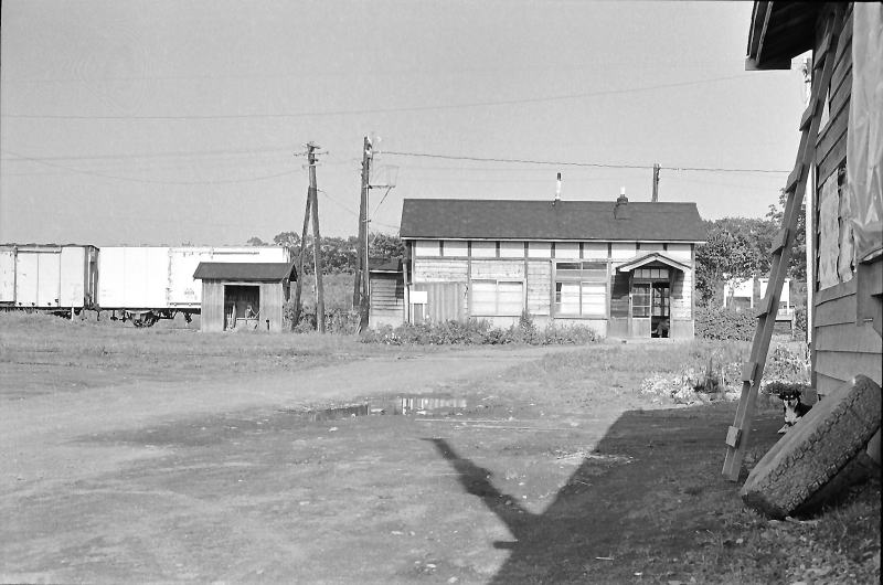 国鉄標津線奥行臼の駅舎