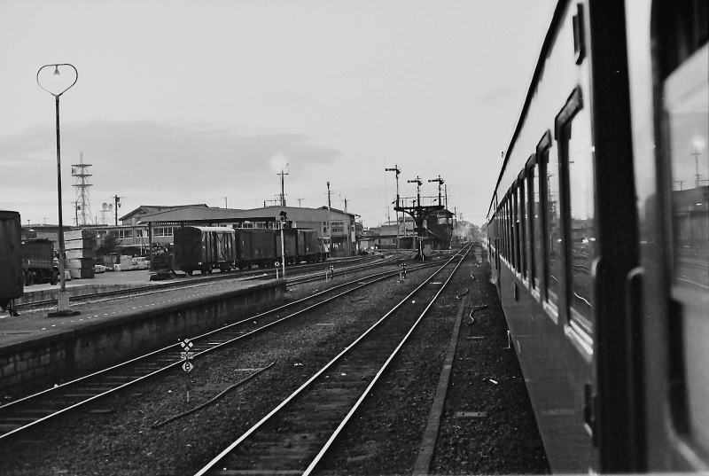だいぶ明るくなってきた新宮駅