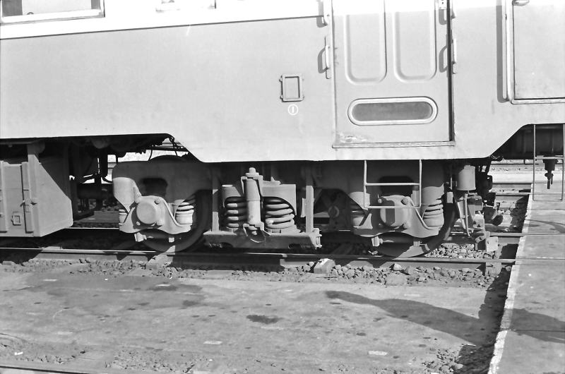 キハ１７に取りつけられたＤＴ２２台車