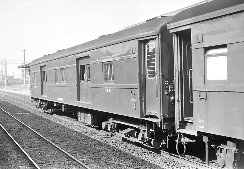 マニ３６　津にて