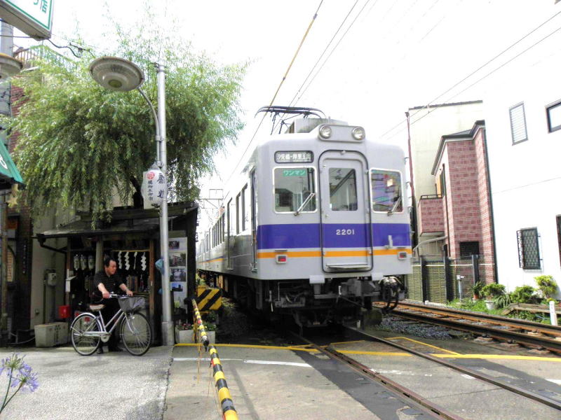 汐見橋線の電車。