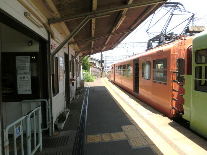 自動改札機が無い内部駅ホーム
