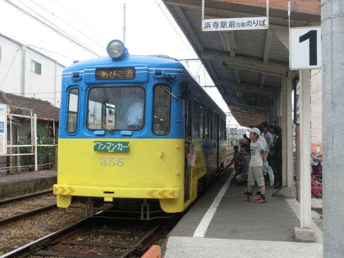 コロコロ色が変わる阪堺電車３５５号