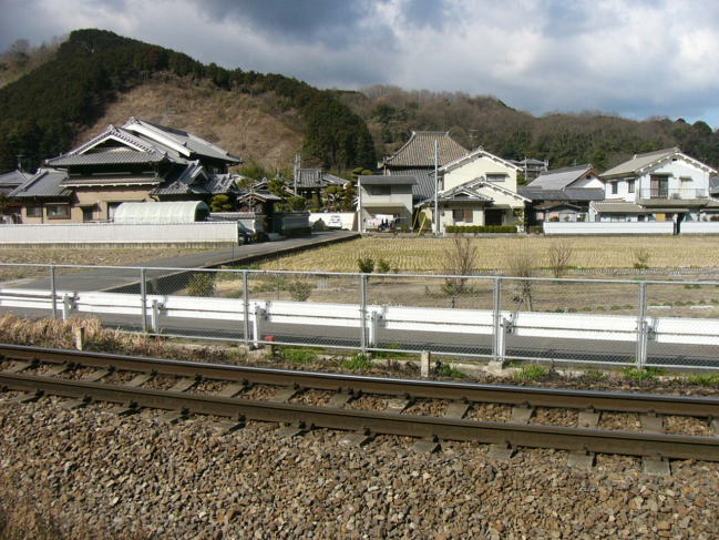 何となく懐かしい、田舎線路風景