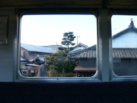 もうすぐ上野市駅というあたりの車窓