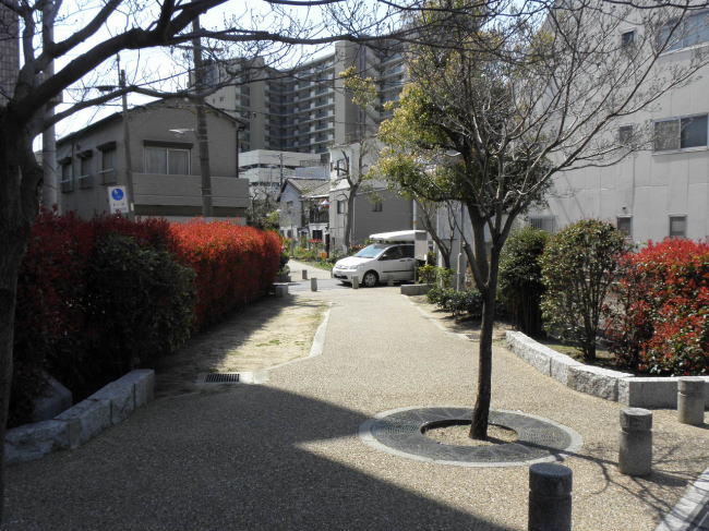 遊歩道に整備されている廃線跡