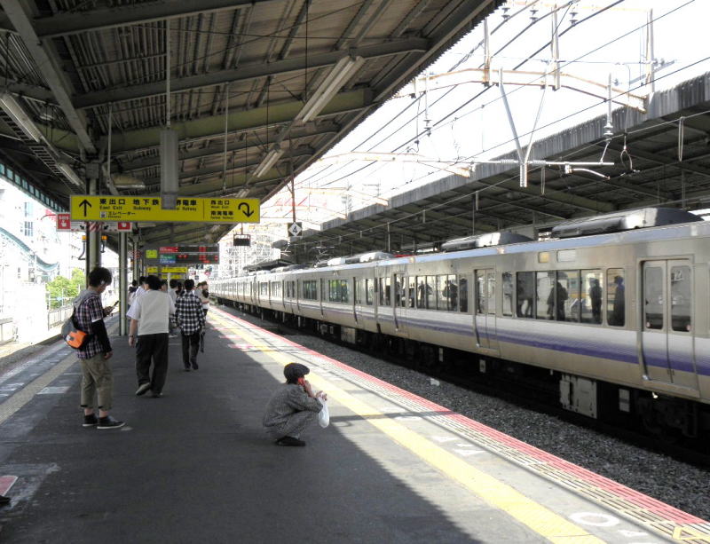 帰り際に上がった新今宮駅のホーム