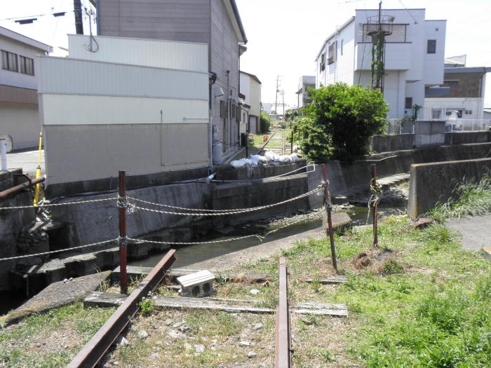 取り外された西御坊の鉄橋