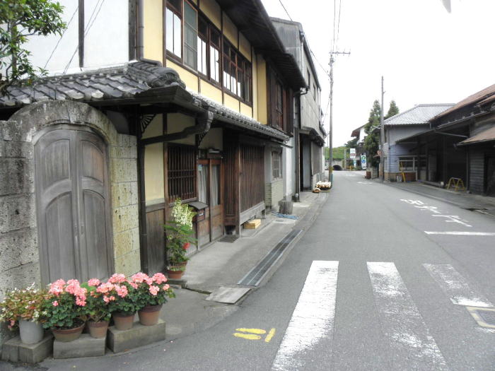 吉野神宮駅周辺の町並み