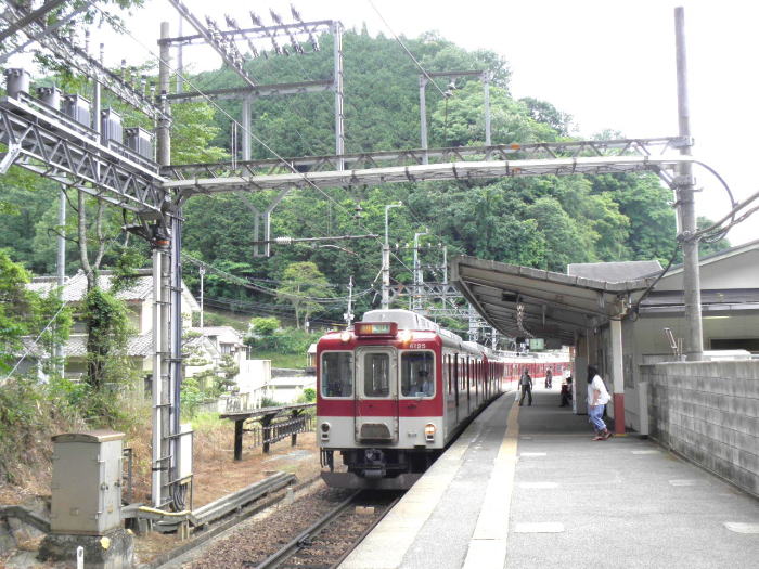 大和上市駅にやってきた阿倍野橋行き急行