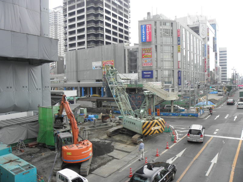 阪堺電車天王寺駅前。壊されていた歩道橋。