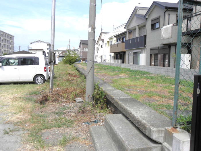 紀伊中ノ島駅の和歌山市寄り。