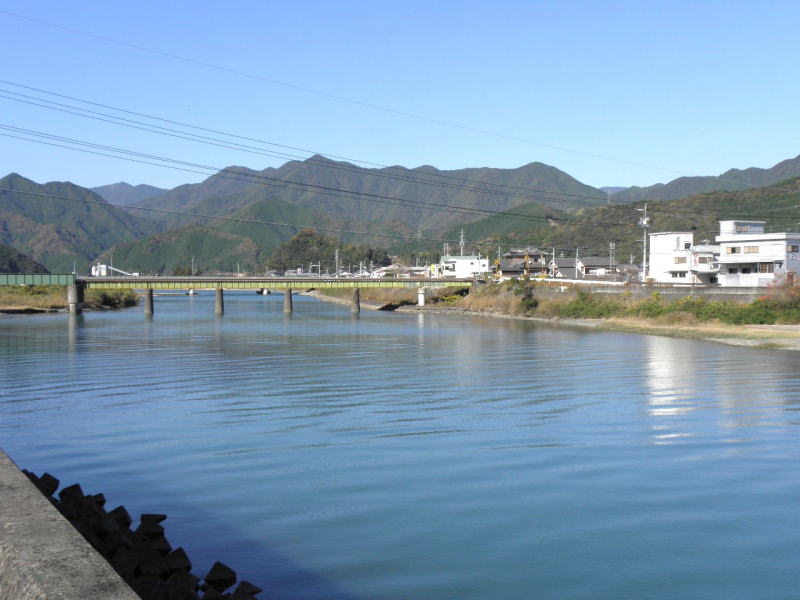 紀伊長島　赤羽（あかば）川の鉄橋