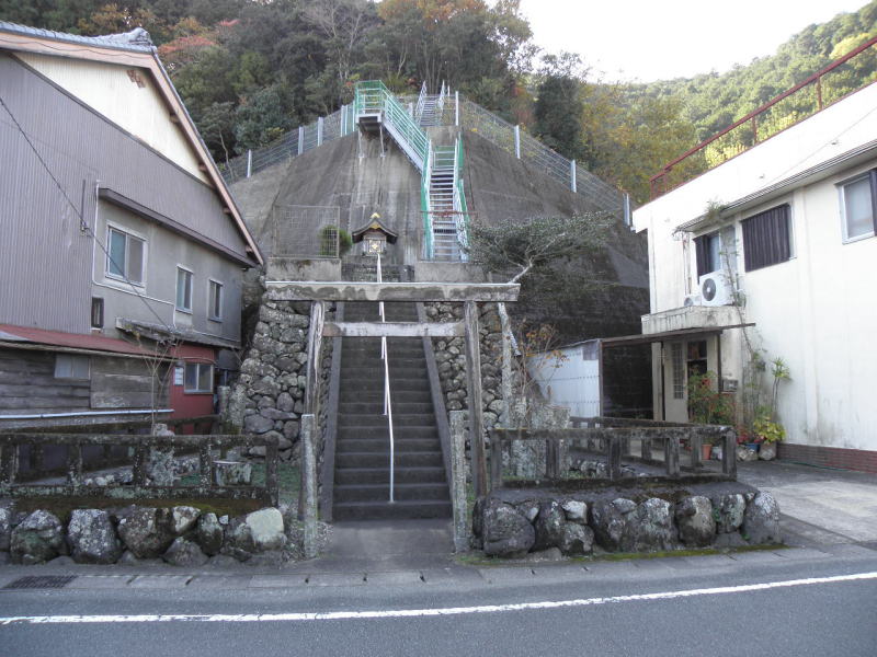 津波対策の避難階段。